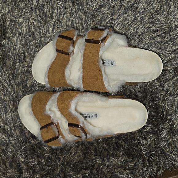 Birkenstock Shearling lined Arizona sandals - Picture 2 of 4